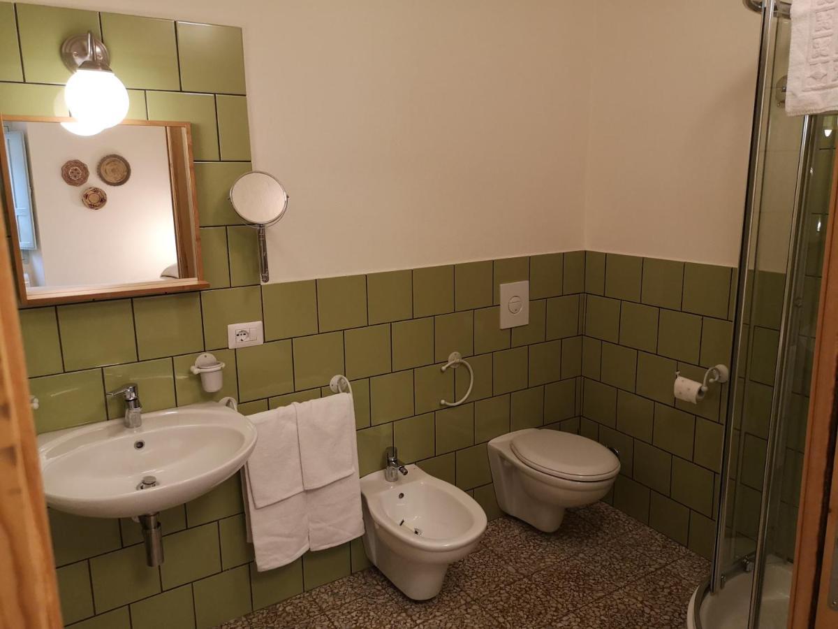 Casa Pagio Hotel Bosa Eksteriør billede