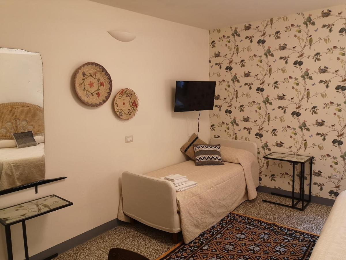 Casa Pagio Hotel Bosa Eksteriør billede