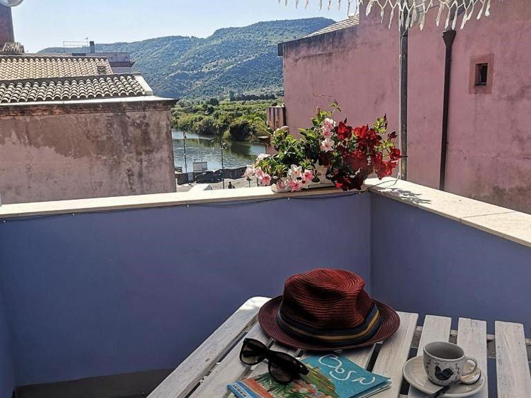 Casa Pagio Hotel Bosa Eksteriør billede